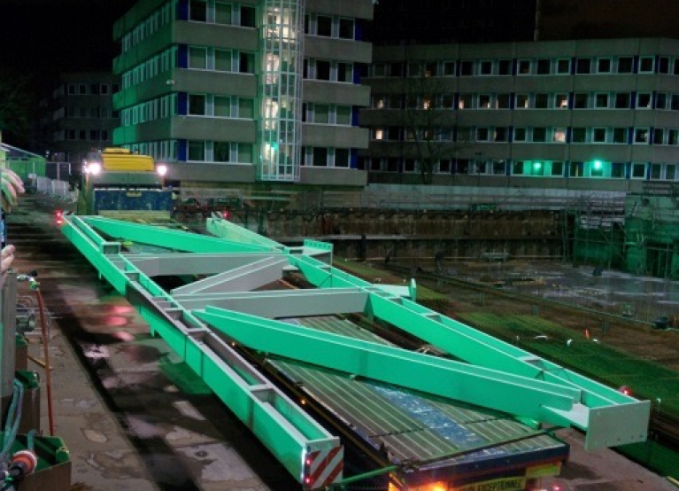 RijnDijk Staalconstructies plaatst eerste kolommen op het EPO project