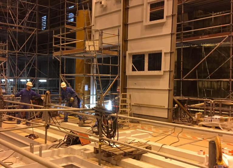 HSM Offshore, Stalen wanden