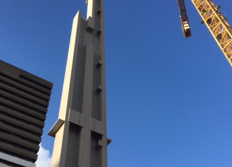 RijnDijk Staalconstructies plaatst eerste kolommen op het EPO project