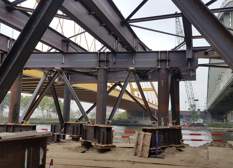 Rijndijk levert een hulpbrug staalconstructie voor BAM Infra